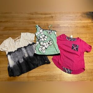 Girl 14 Justice Lily Bleu Lot of 3 Floral and Tie-Dye Shirt Short Sleeve